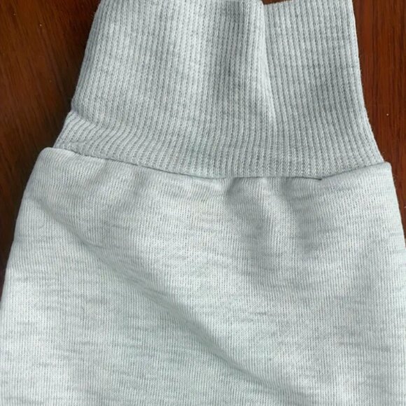 Grey's Anatomy Grey Sloan Memorial Crewneck Long Sleeve Sweater XXL - Picture 2 of 6